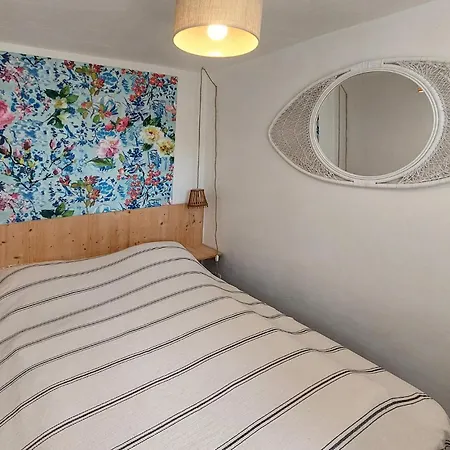 1 Bedroom Gorgeous In *