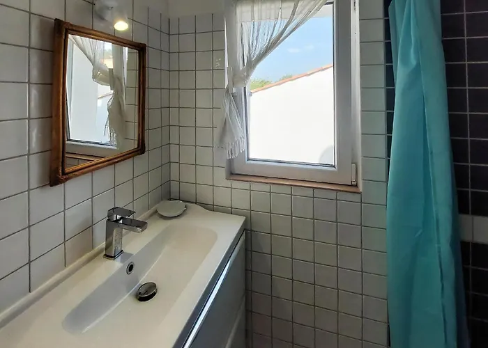 1 Bedroom Cozy In Prázdninový dům